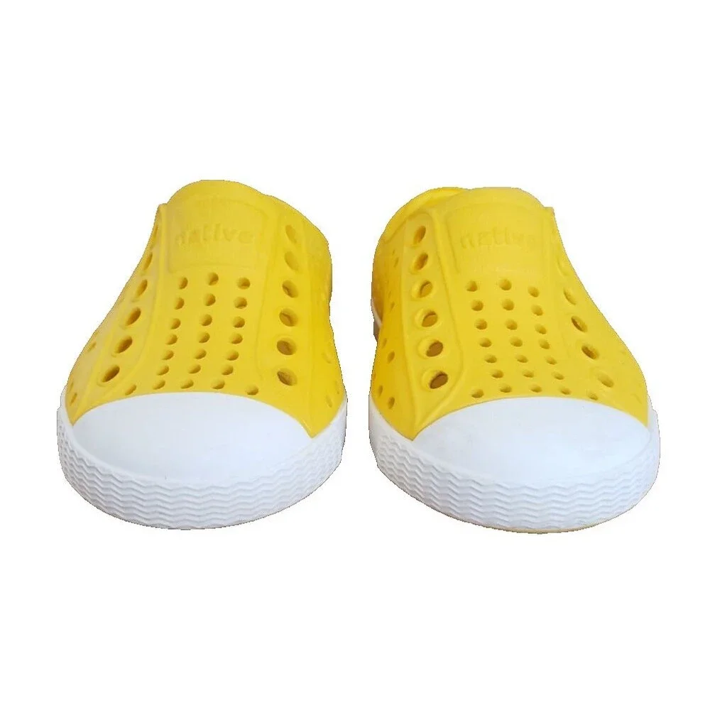 Native Jefferson Toddler Size C4 Yellow Bone Slip-On Water Shoes Unisex